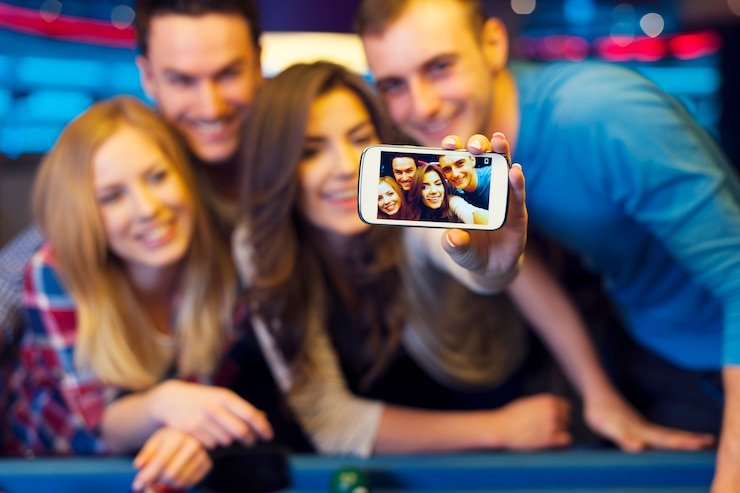 Meja Qiu Qiu live dealer gaskan88 dengan kartu terlihat jelas dan kontrol taruhan di bagian bawah layar mobile